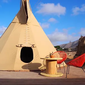 Casa La Paz-teepee Costa Campo de lujo Tindaya